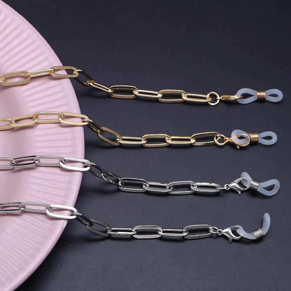 سلسلة نظارات معدنية ذهبية على  - مراجعة Mask Chain Holder وسعره